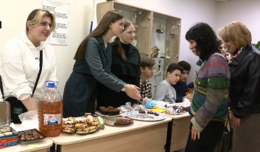 Тюменские школьники организовали благотворительную ярмарку
