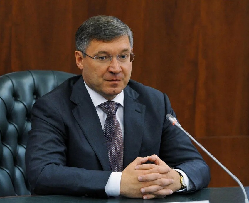 Глава Минстроя поздравил тюменских ветеранов