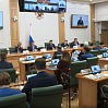  Варианты повышения эффективности управления многоквартирными домами рассмотрели на парламентских слушаниях