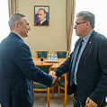 Рифат Сабитов и Александр Моор обсудили сотрудничество ВГТРК и Тюменской области
